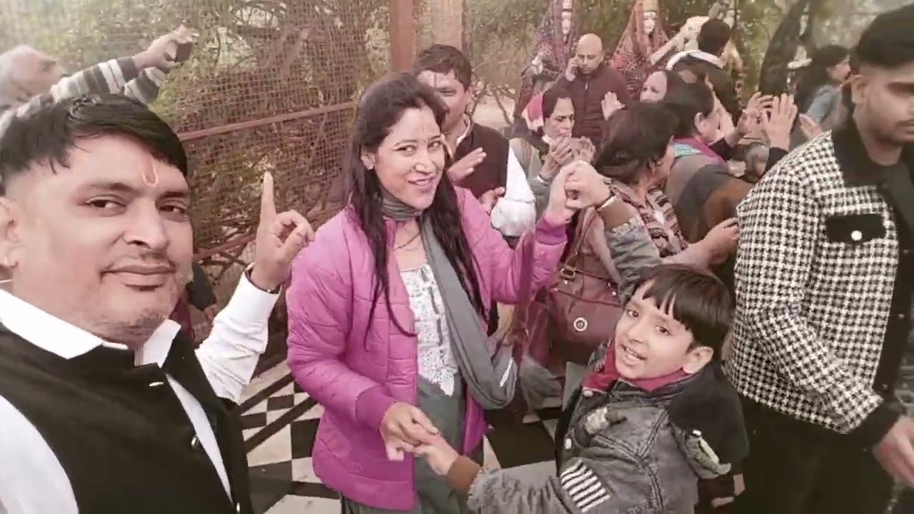 वृंदावन रास लीला किया करते थे जहाँ कृष्ण जी गोपियों संग# 🪖 आर्मी फैमली 