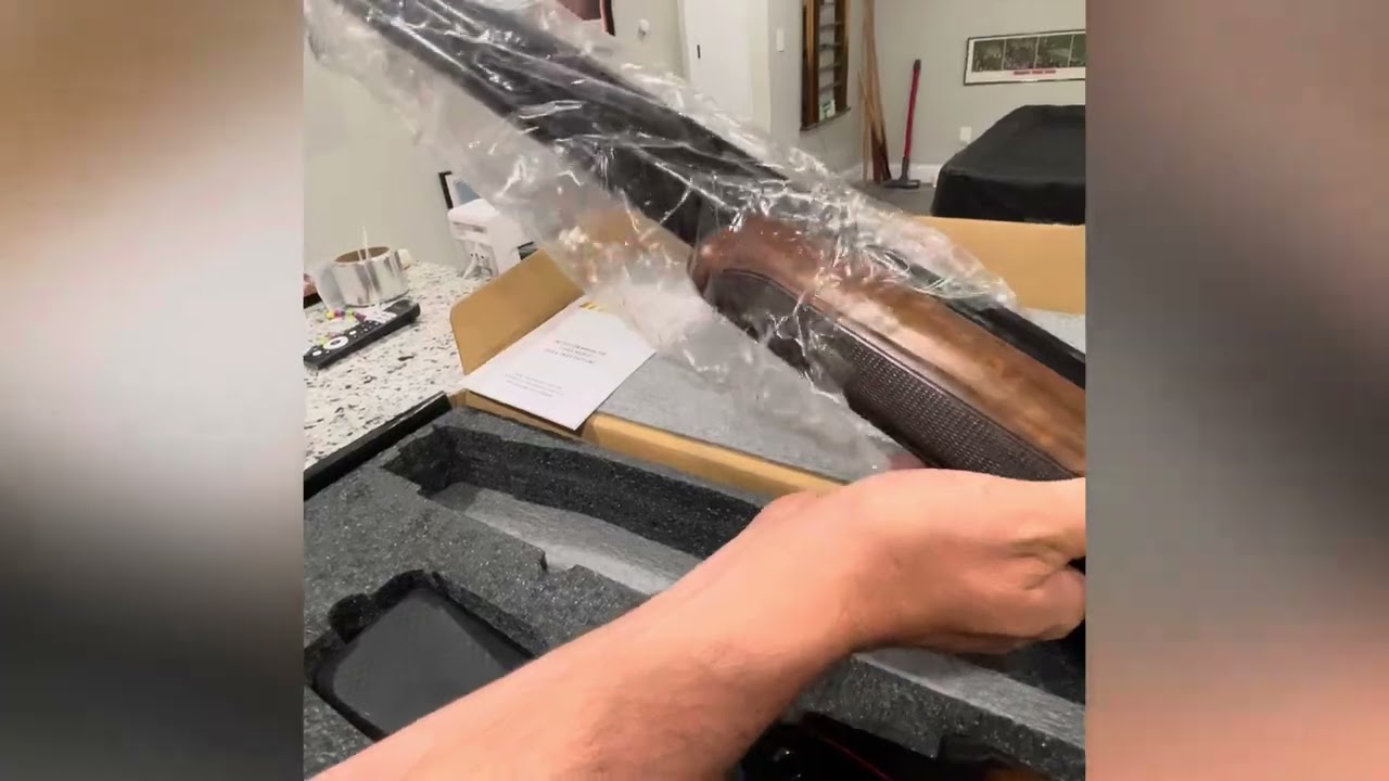 Tristar&rsquo;s Brand new Cypher SP sporting model shotgun un-boxing