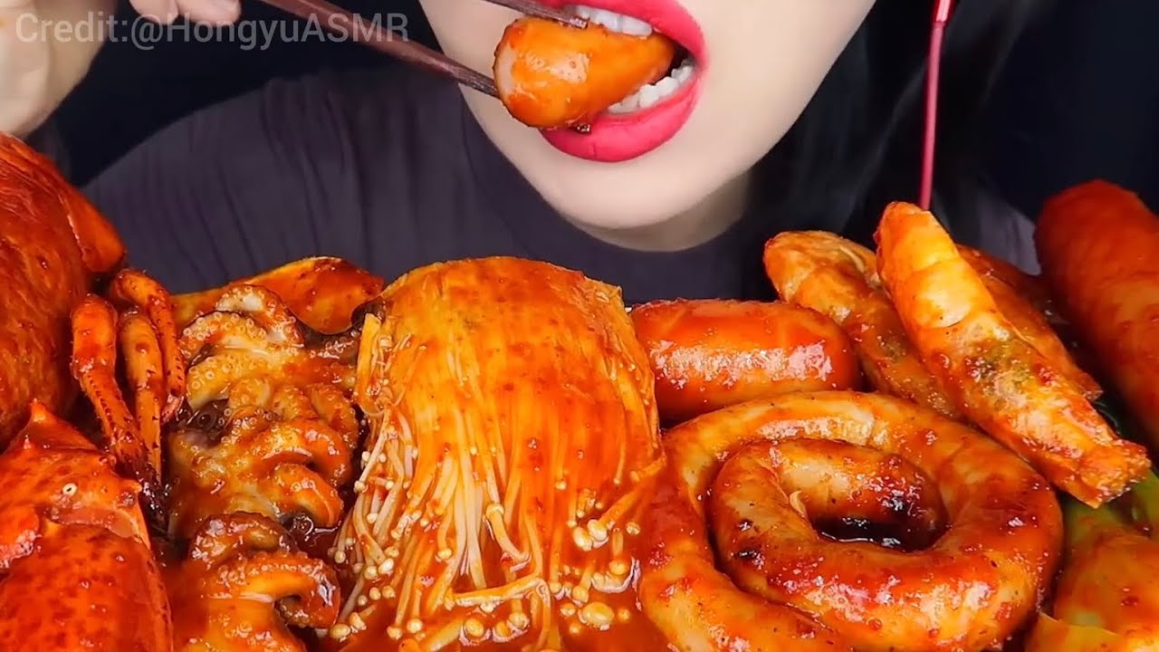 Mukbang spicy seafood daechang enoki squid & shrimp big bites asmr 63
