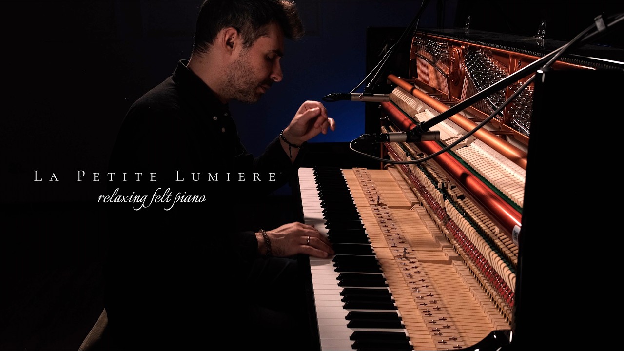 Relaxing Felt Piano \\ La Petite Lumi&egrave;re by Alexander Motovilov