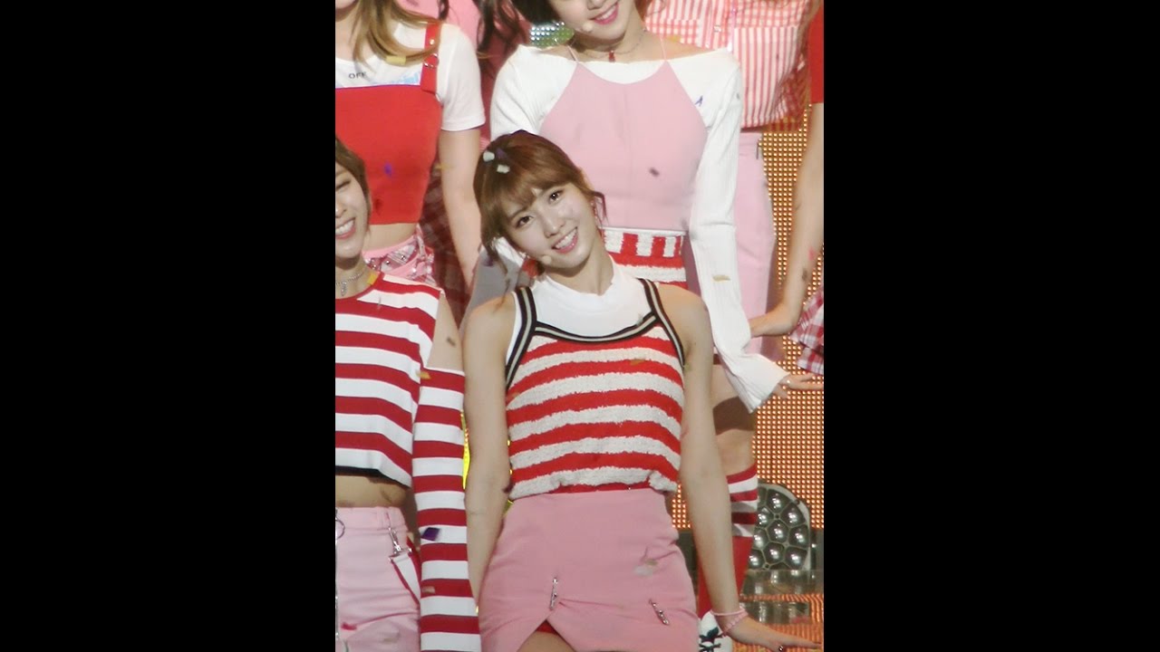 [예능연구소 직캠] 트와이스 KNOCK KNOCK 모모 Focused @쇼!음악중심_20170304 KNOCK KNOCK TWICE MOMO