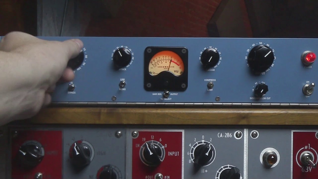 Locomotive Audio 14B Compressor Demo: Electric Guitar DI