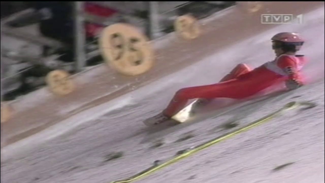 Andreas Kofler - 60 m - Kuusamo 29.11.2003 - Dangerous Crash