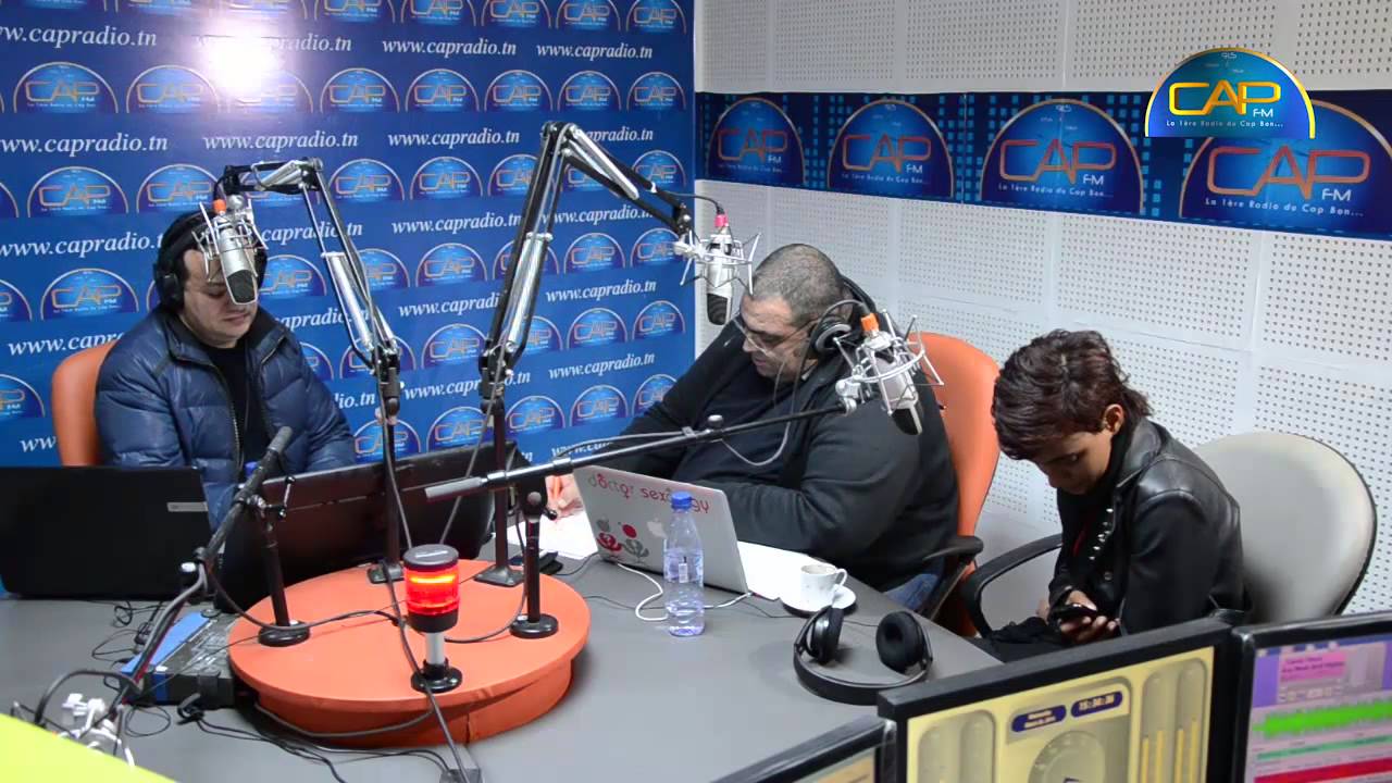 فتاة تطلب ممارسة الجنس مع شاب في علاقة افتراضية على الفايسبوك