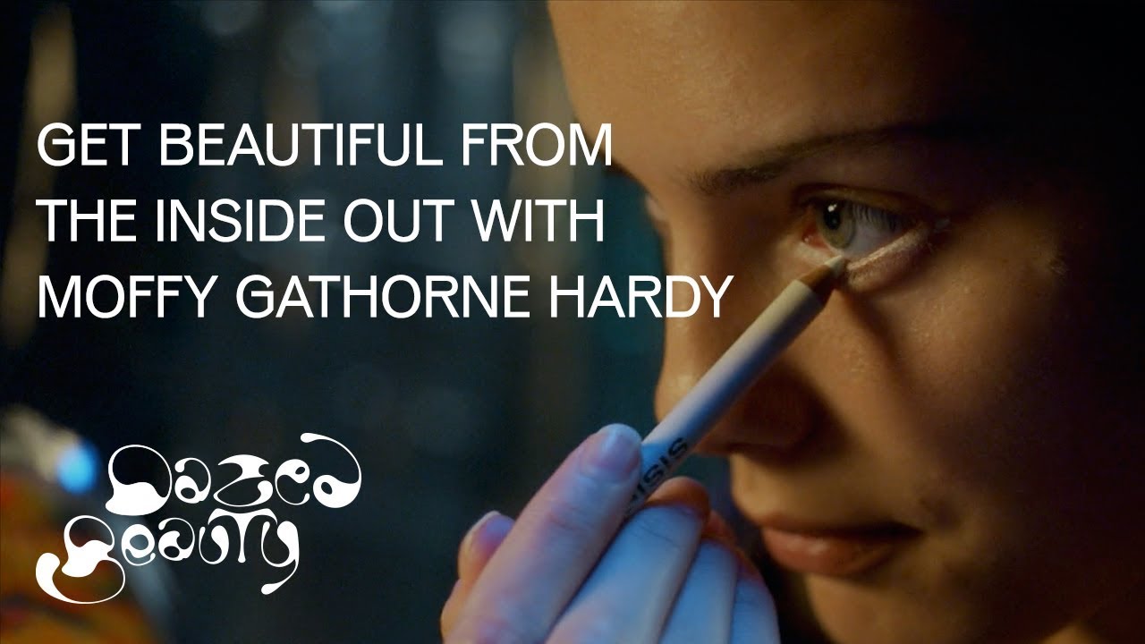 Dazed Beauty: Discover Moffy Gathorne Hardy's daily make-up look
