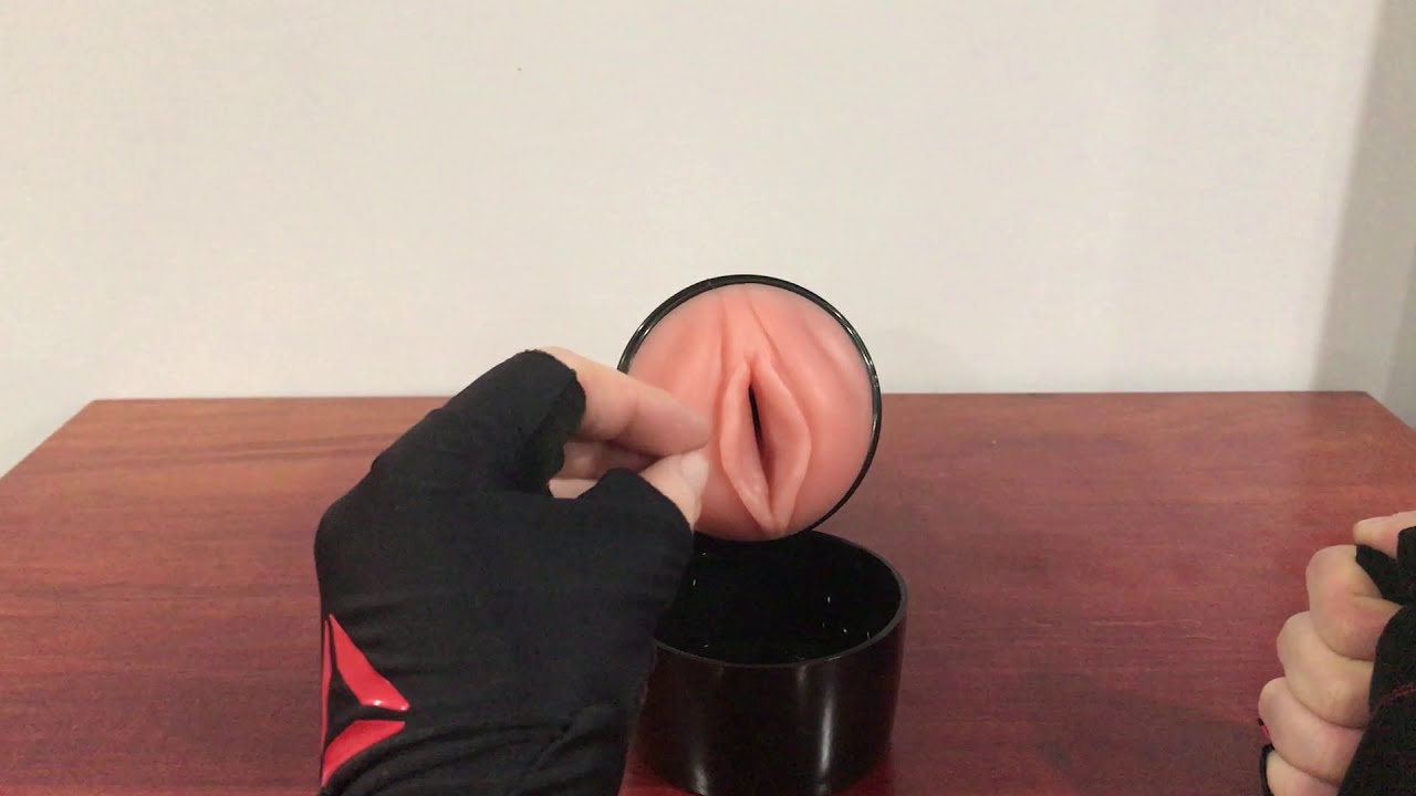 The Original Fleshlight Pink Lady Review: The Toy That Started It All