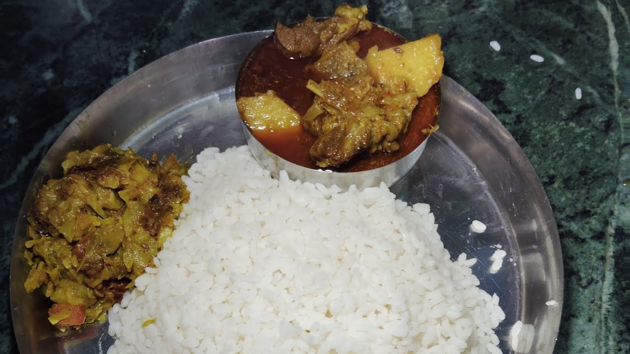 শীতকালে এরকম মটনের রেসিপি থাকলে ভাতের সঙ্গে আর কিছু লাগবে না । খেতে দারুন হয়েছে 👌👌🤤🤤
