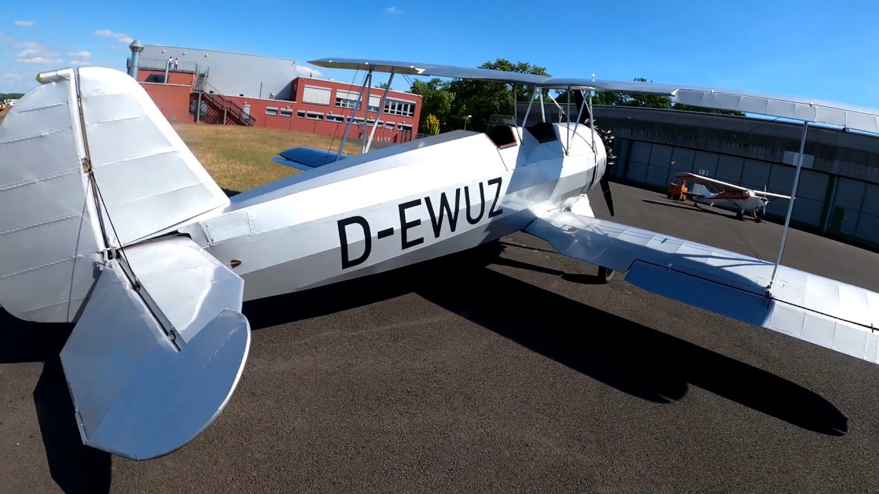Focke Wulf FW 44 J 7 Zylinder Sternmotor BJ 1940 Totalrestauration Flugplatz Hangelar 05 2020 NEU 4k