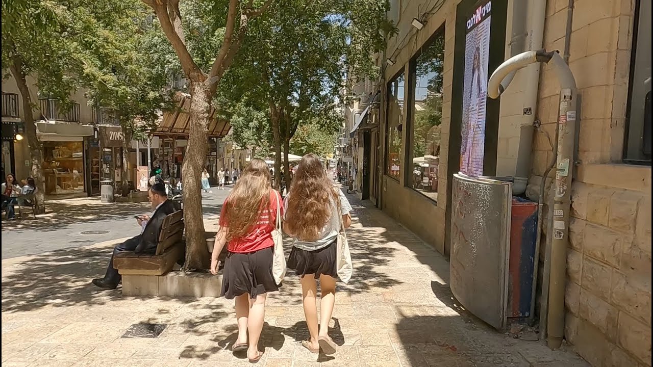 Walking in Jerusalem Old City: Exploring Hidden Antique Shops & Treasures 🏺🕍 (Travel Walking Tour)