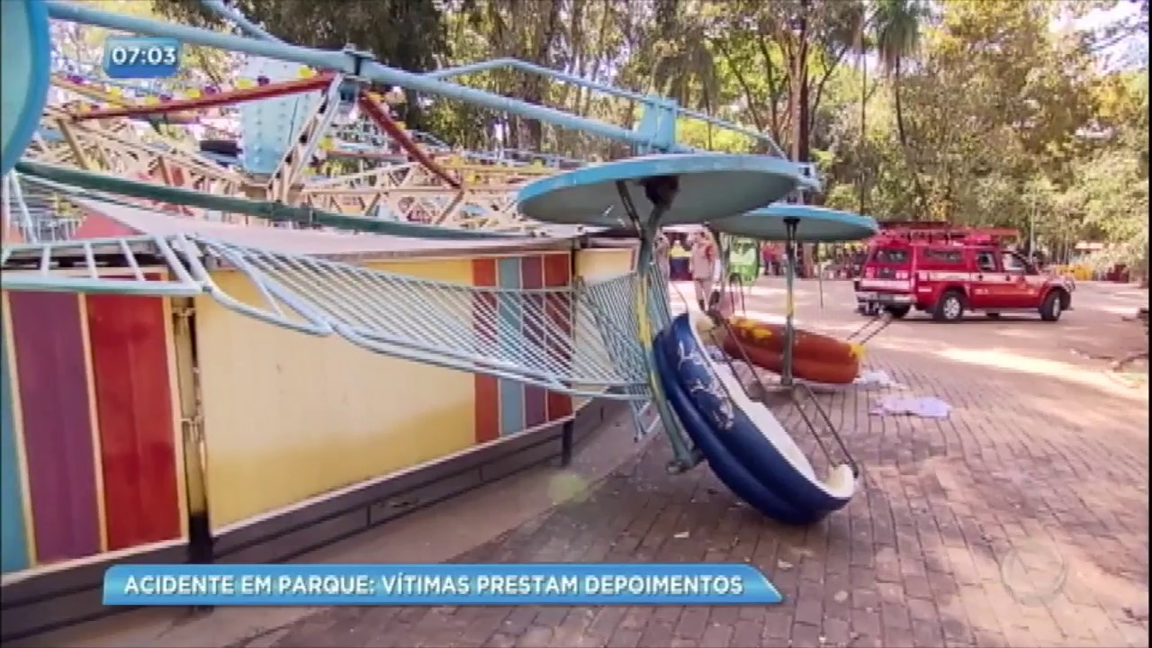 Mulher que gravou acidente em parque de diversões presta depoimento à polícia