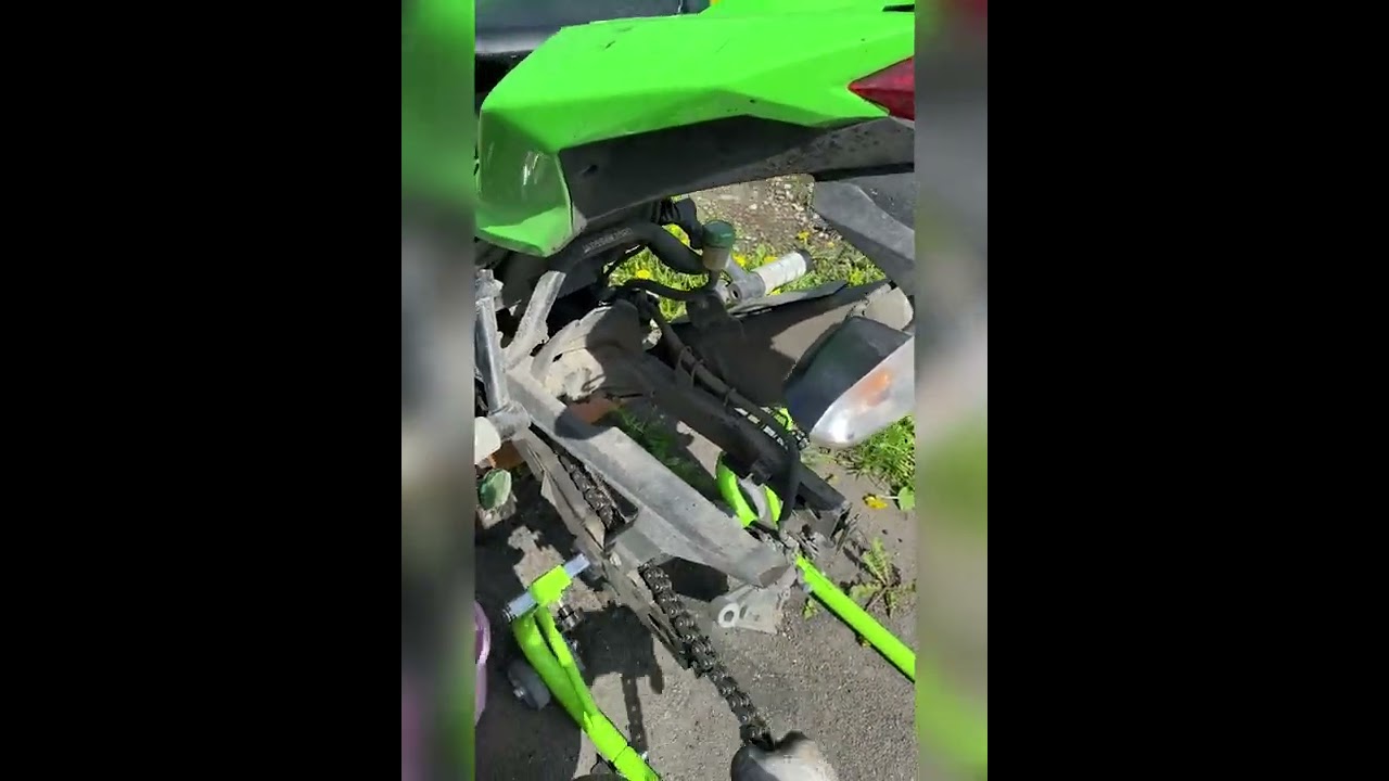 Замена цепи на Kawasaki  Ninja 300 (2013