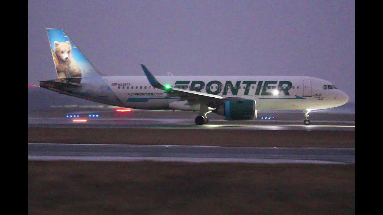 Frontier A320Neo Snowy take off, DTW