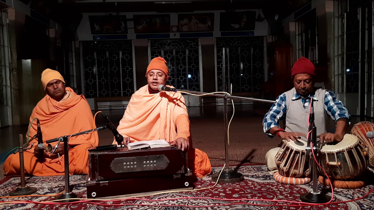 পাখি তুই ঠিক বসে থাক || Swami Kalyaneshananda, Kamarpukur RKM || Pranaram Sangeet