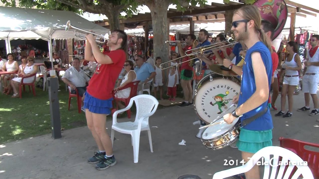 Ronda por bares con Los Artistas del Gremio. Fiestas San Miguel 2014. Cadreita. jueves 17 julio