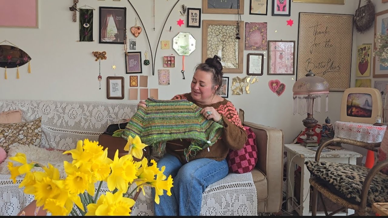 Aflevering 89 / NL / Sea glass Cardigan / groene Felix / lenteweer / beelden van school 