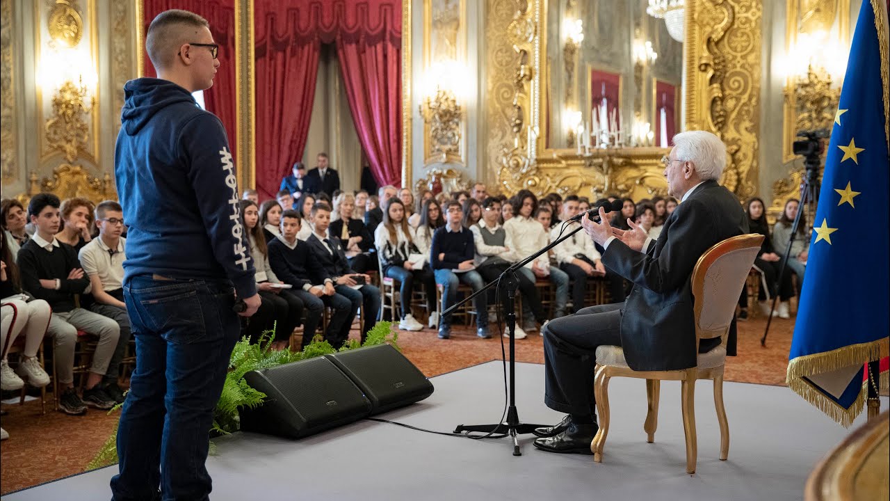 Il Presidente Mattarella risponde alle domande degli studenti