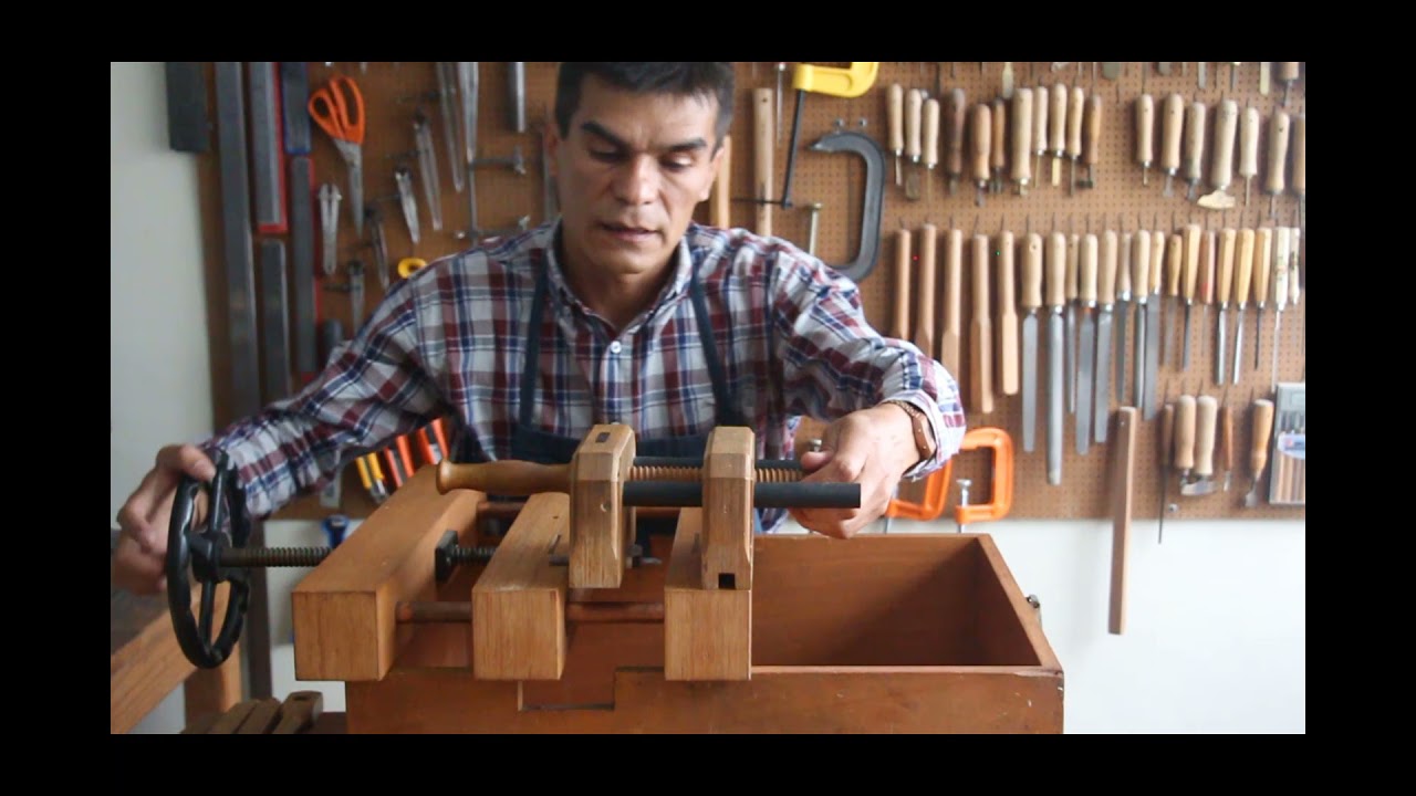 4d. Demostración: Juan Pablo León. Encuadernación, Arte y Oficio (México)