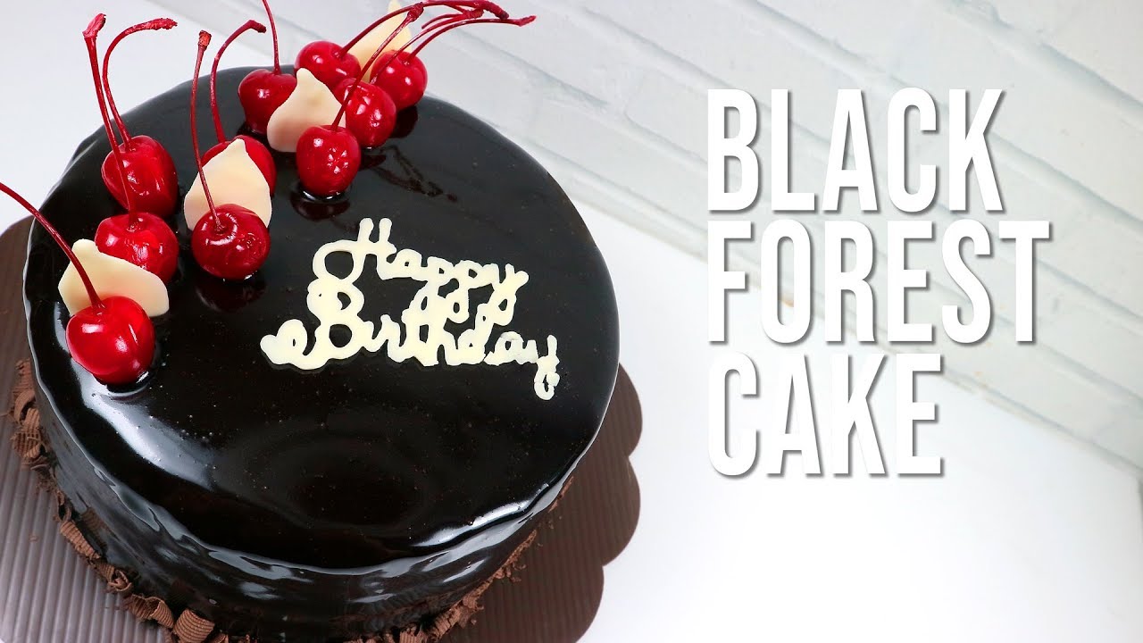 BLACK FOREST CAKE DENGAN CHOCOLATE MIRROR GLAZE UNTUK KUE ULANG TAHUN