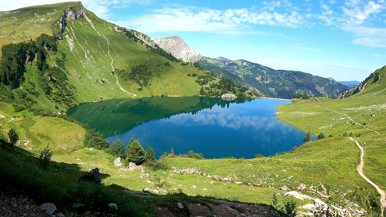 Austrian Alps Tyrol Tannheimer Tal, Traualpsee, Schochenspitze (Österreich Tirol)4K (Rone - Aya Ama)