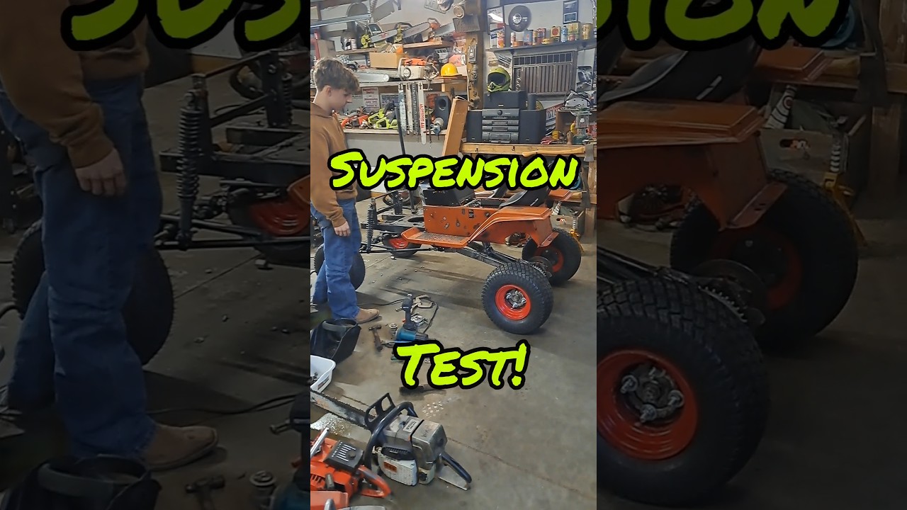 Маятниковая подвеска и задний мост Kawasaki Tecate на тракторе Monkey Ward!