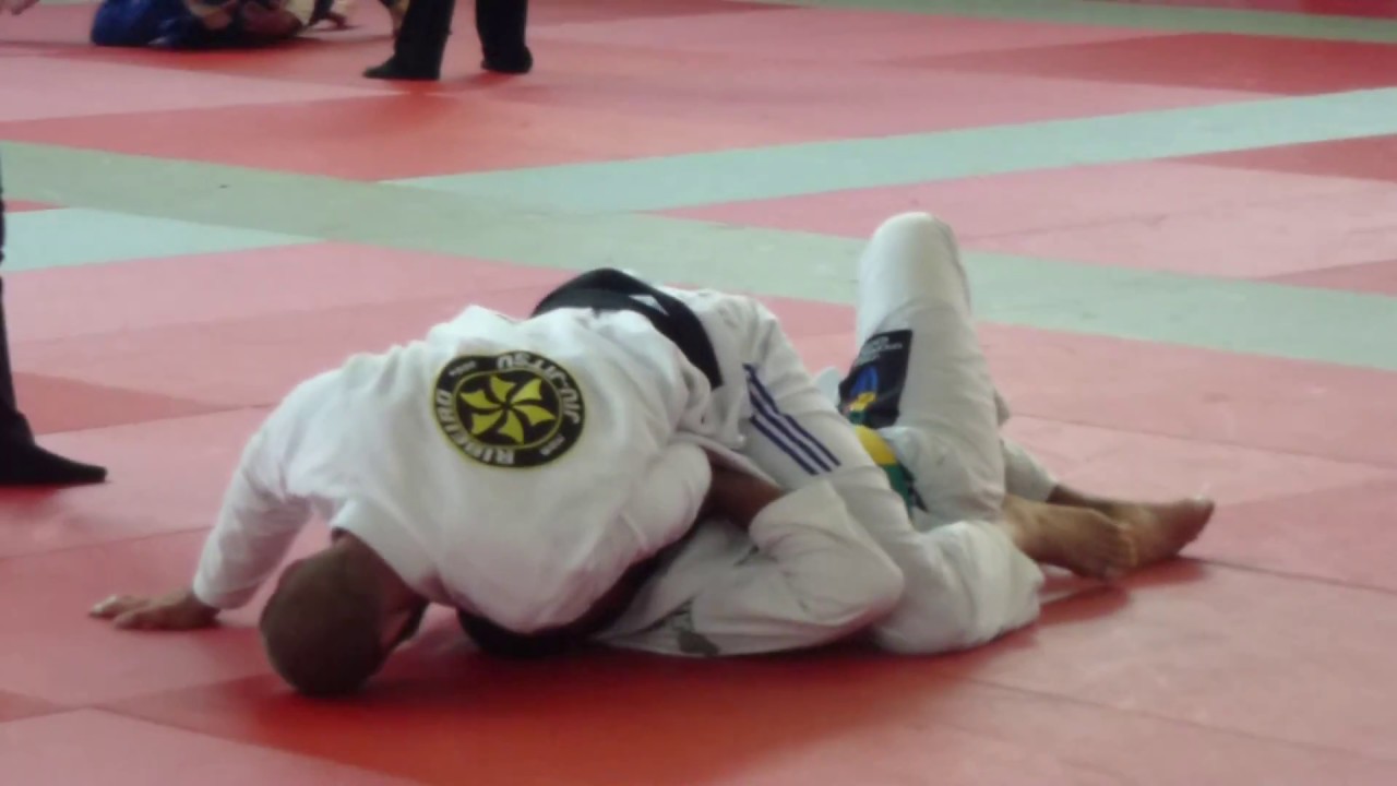 Johannes Wieth vs Renato Tavares - IBJJF London Open 2014 - Black Adult - Heavy