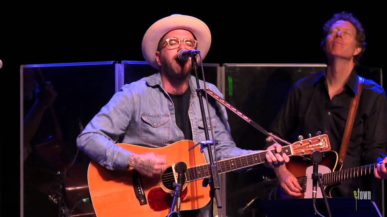 eTown Finale with City and Colour & Birds of Chicago - Cowgirl In The Sand (eTown webisode #261)