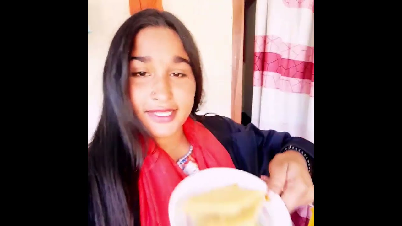 রিয়া তার বোন আর ভাগ্নিকে  কক্সবাজার থেকে আনা সবকিছু দিতে গিয়ে কি করলো রিয়া দেখুন দর্শক