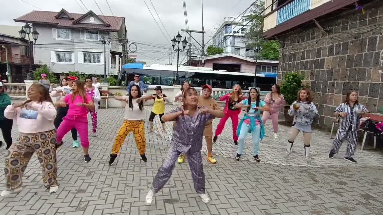 SUMAYAW SUMUNOD TIKTOK TREND ZUMBA DANCE MARIKIT/PANLAMIG/PANTULOG OUTFIT 💃