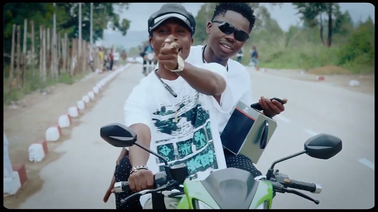 Benji Blacka olobi nini FT M Chapa (clip officiel)