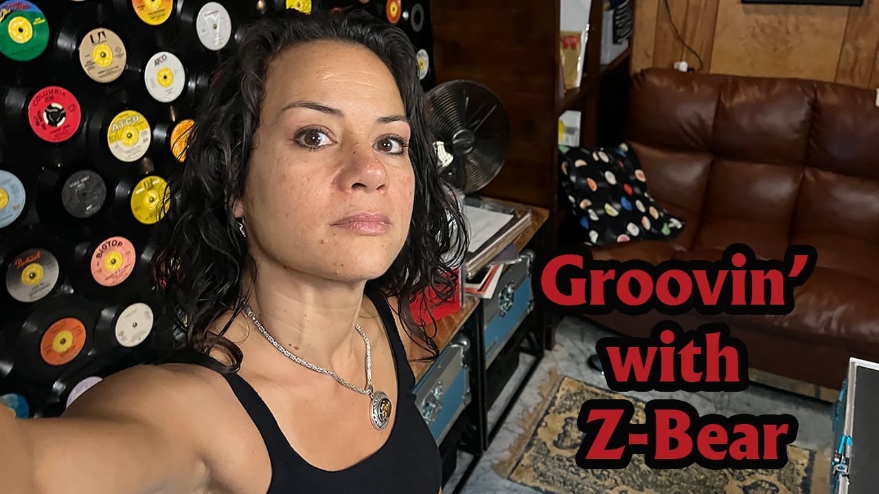 Groovin' with Z-Bear: HOW DOES IT FEEL?