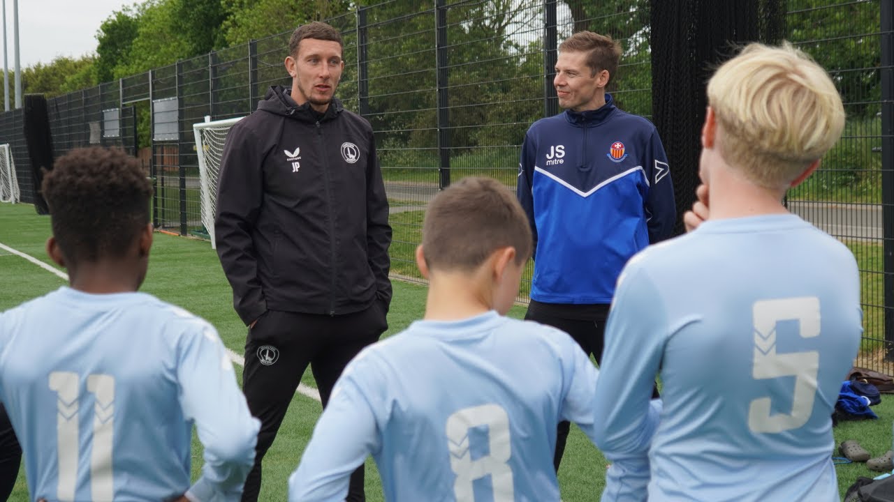 St Mary's School meet Jason Pearce ahead of Wembley final 🏟️