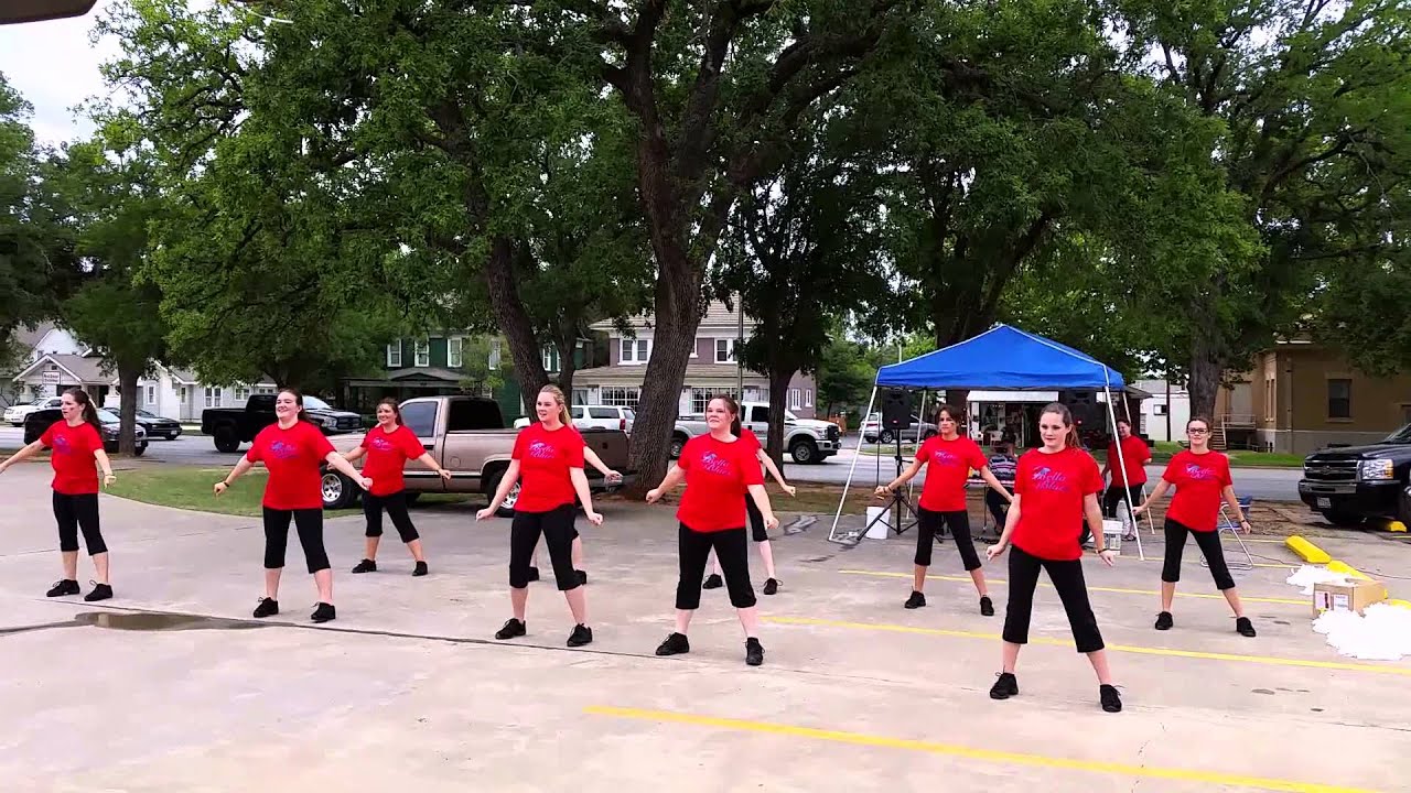 Bella Blues Drill Team Ciera Bank performance