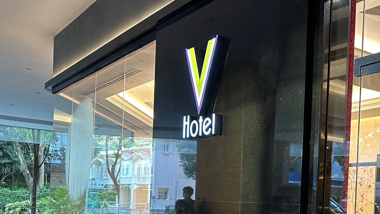In Depth Tour - V Hotel Lavender Singapore - Triple Room