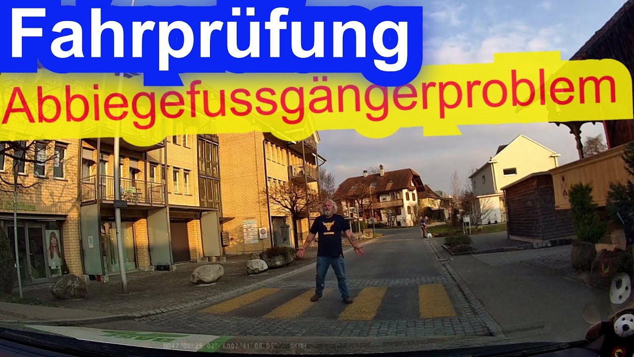 Fahrprüfung | Fussgänger beim Abbiegen | So schaffst du es, nicht durchzufallen