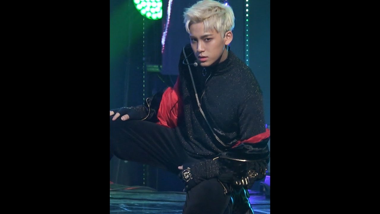 [MPD직캠] 세븐틴 민규 직캠 붐붐 BOOMBOOM Seventeen MinGyu Fancam @엠카운트다운_161215