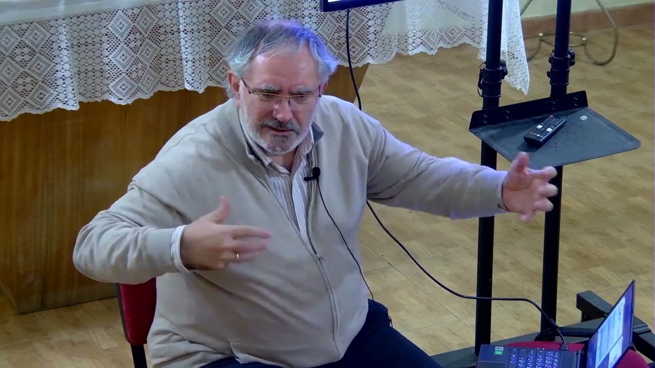 Ponencia de Carmelo Juárez sobre las conclusiones del Informe FOESSA