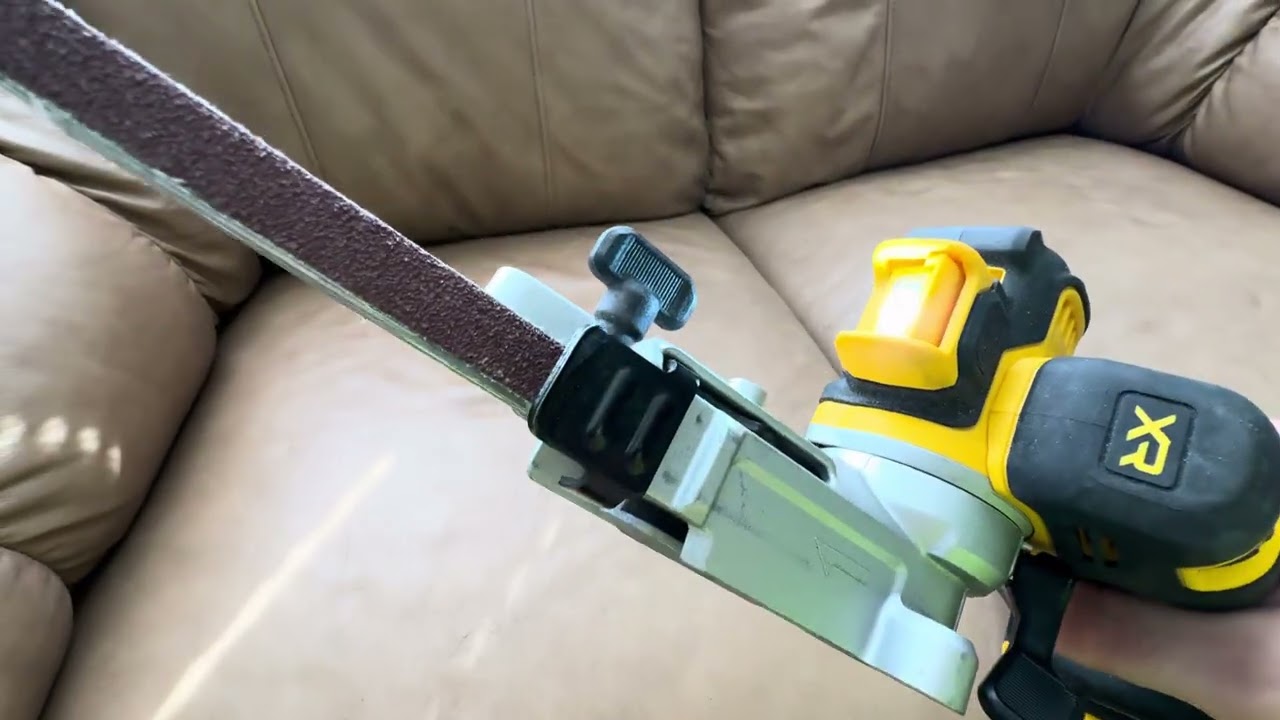 My review of the DeWalt belt sander (skinny) 
