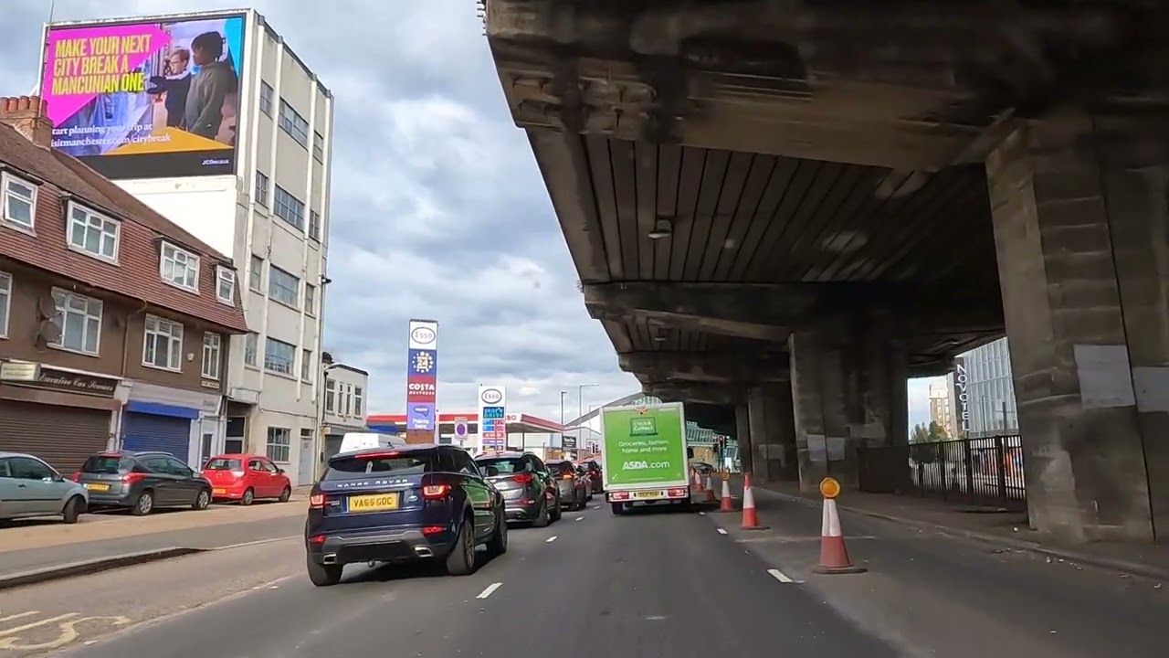 London - Brentford - Great West Road - Audi Garage - Relaxing Drive - AMSR - 4K