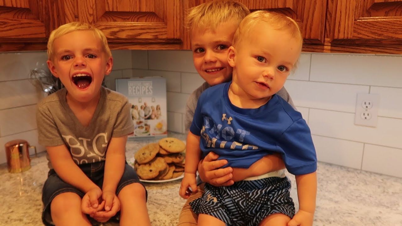 "How To Make Chocolate Chip Cookies With Grandkids"