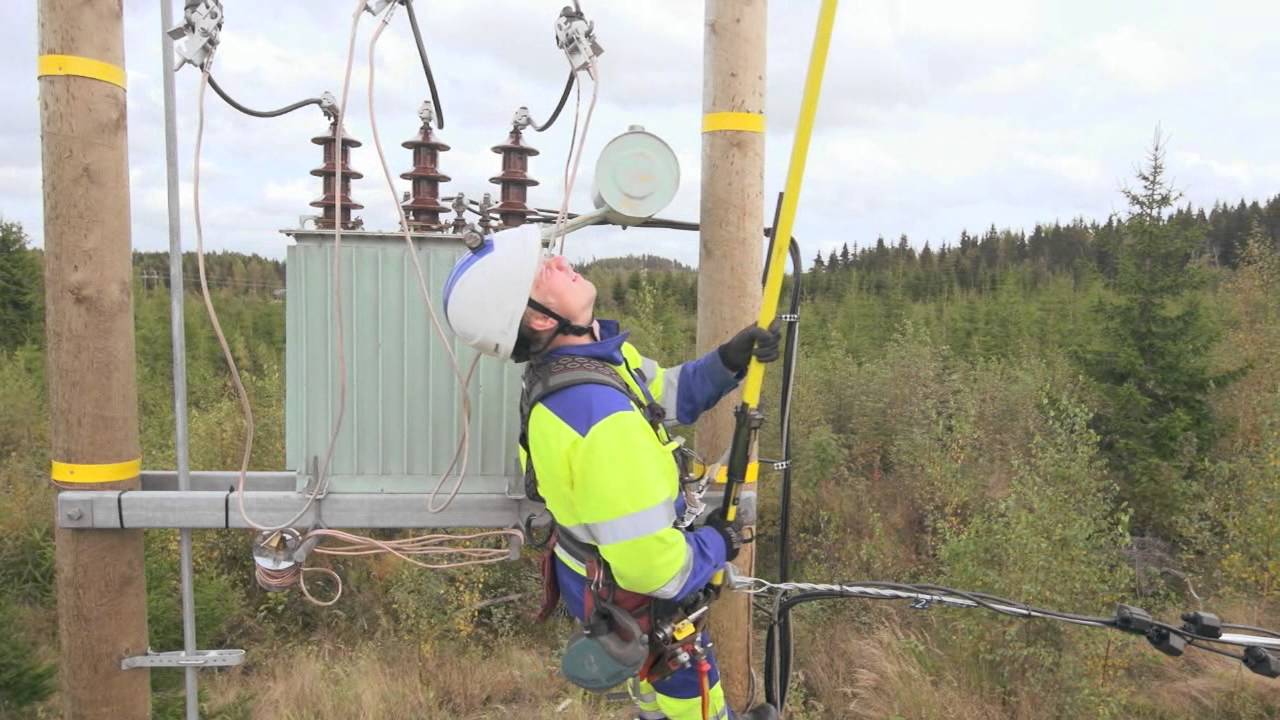 Overhead line connection work
