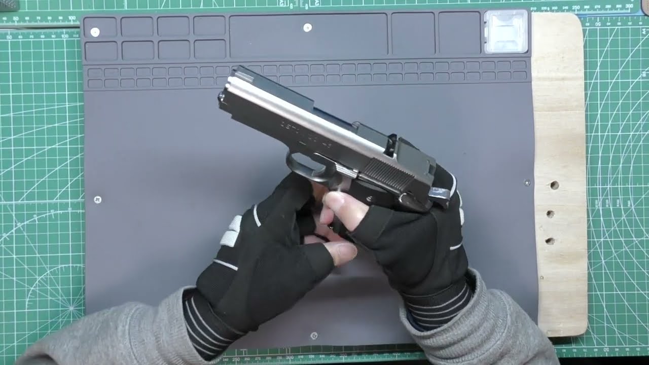 TOKYO MARUI DETONICS.45 COMBAT MASTER STAINLESS-MODEL Airsoft Gun