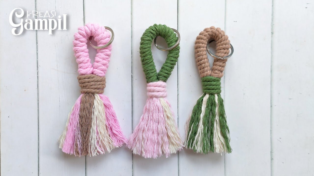 Diy Simple Macrame Keychain // Gantungan Kunci Macrame Mudah