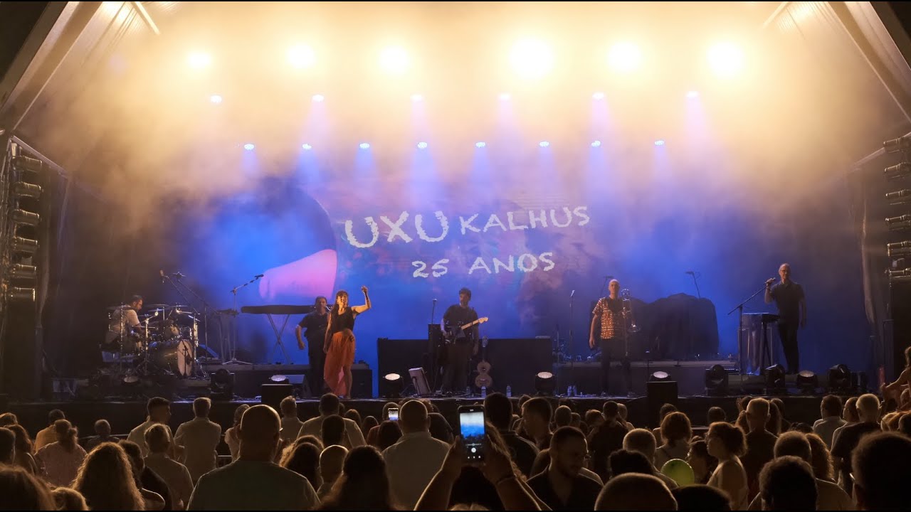 UXU Kalhus - Saia da Carolina