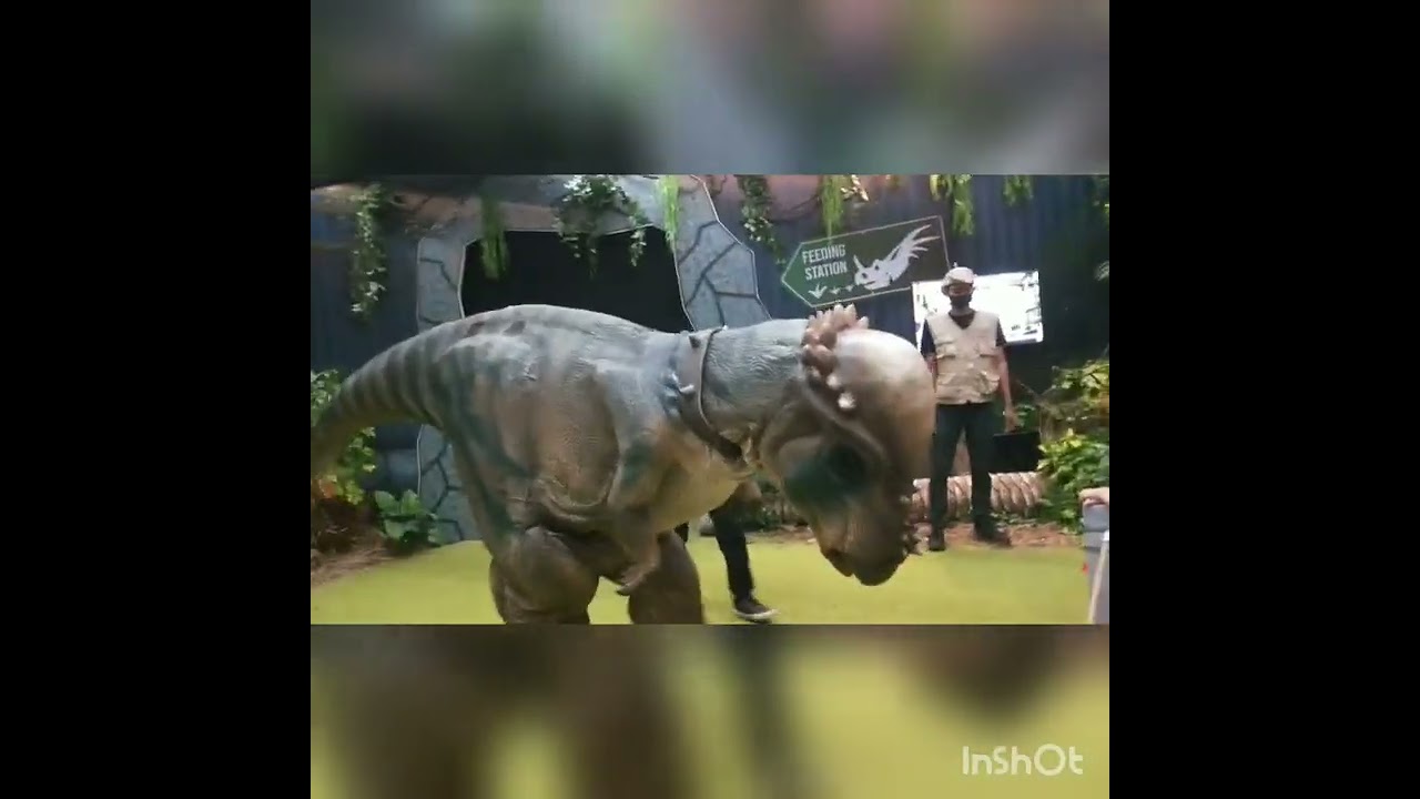 Dino jungle di liburan bocil Ciputra World Surabaya @guinbaby4985