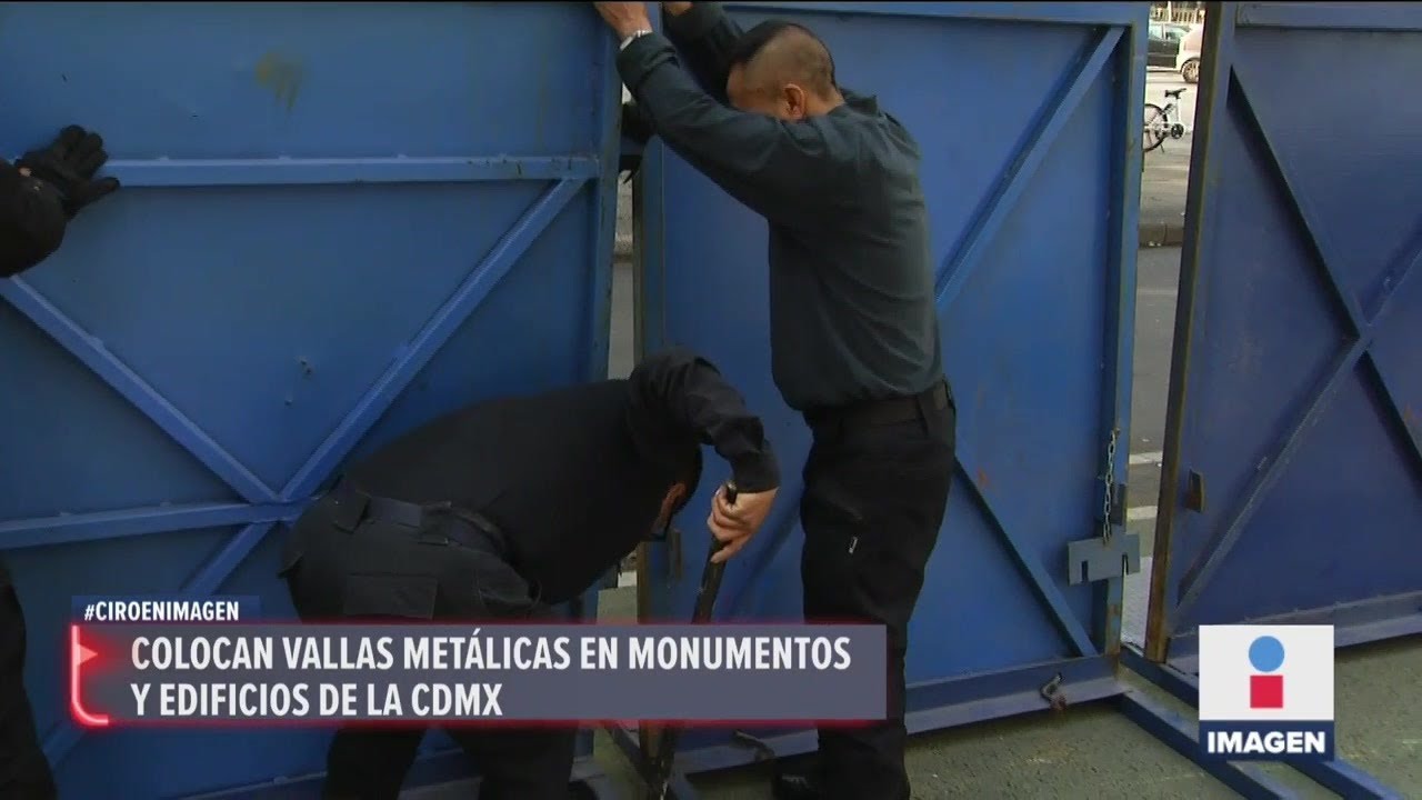 Colocan vallas met&aacute;licas en monumentos y edificios de la CDMX | Noticias con Ciro G&oacute;mez Leyva