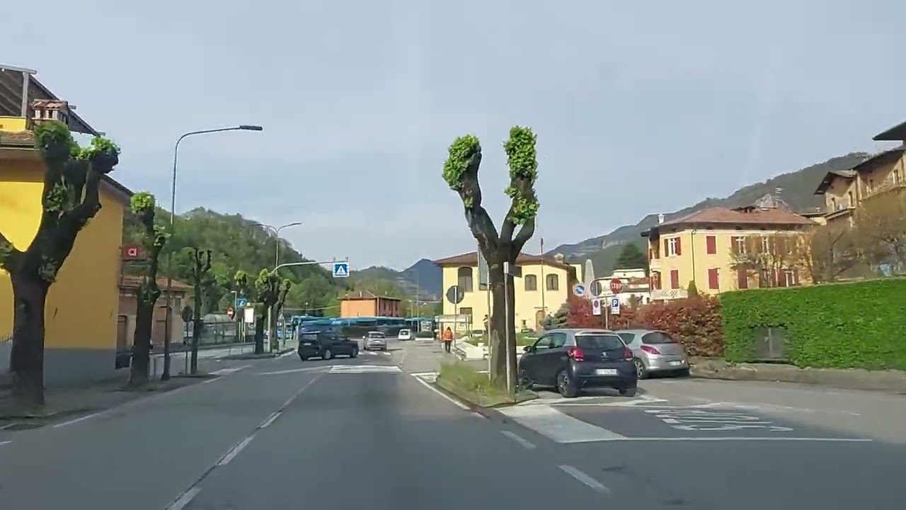 Bergamo. Localit&agrave; Camangh&egrave; e centro storico di Zogno