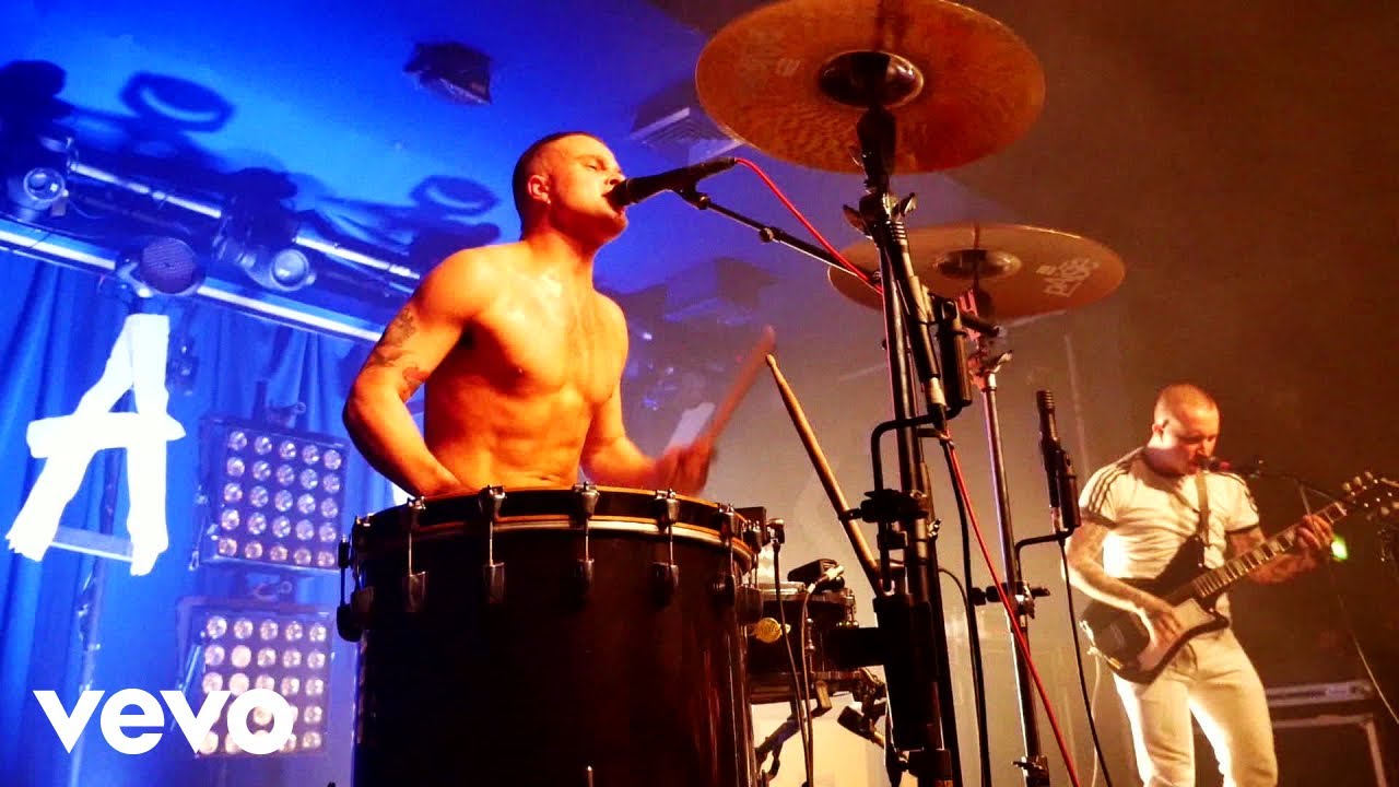 SOFT PLAY - Sockets (Live At Scala)