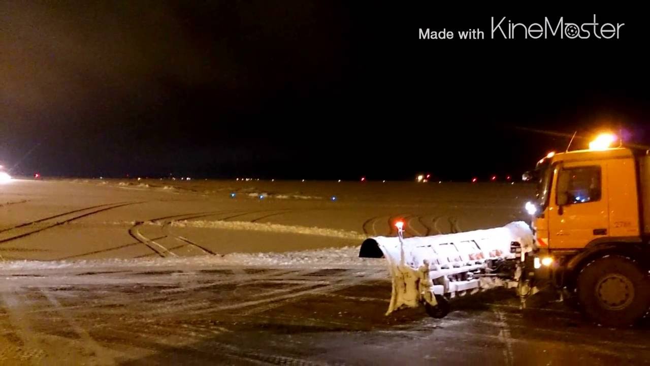 Аэропорт зимой. Как это работает. ✈️✈️✈️