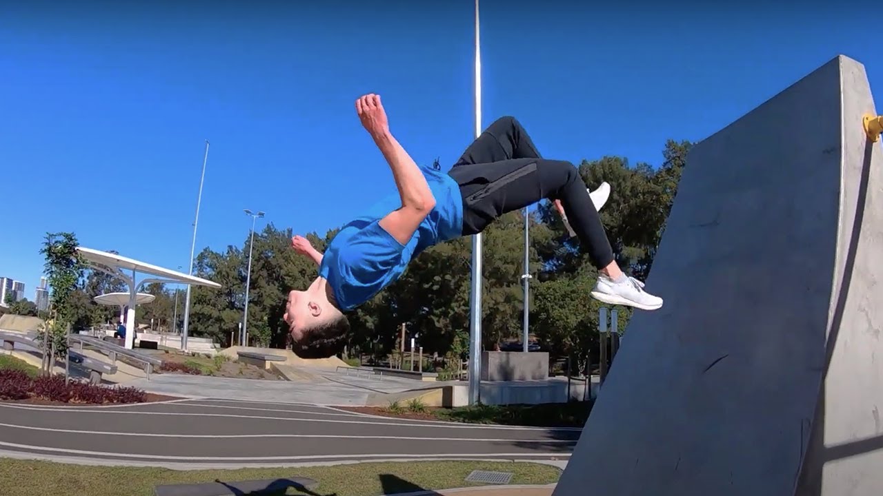 RENEGADE - FIRST TIME TRAINING AT PARKOUR PARK