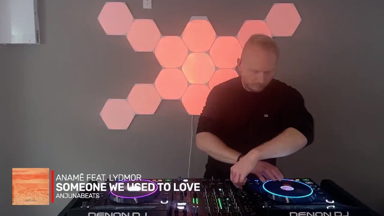 Kris O'Neil - Somewhat Classy, Somewhat Trashy #255 (Melodic House & Techno / Progressive House Mix)